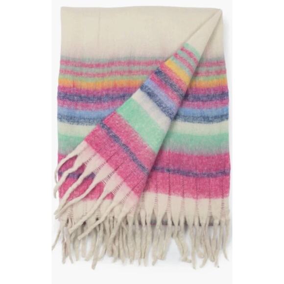 New Free People Throw Blanket 60”x50” Ultra Soft Fuzzy Cottage Boho Cozy Fringe - Picture 3 of 9